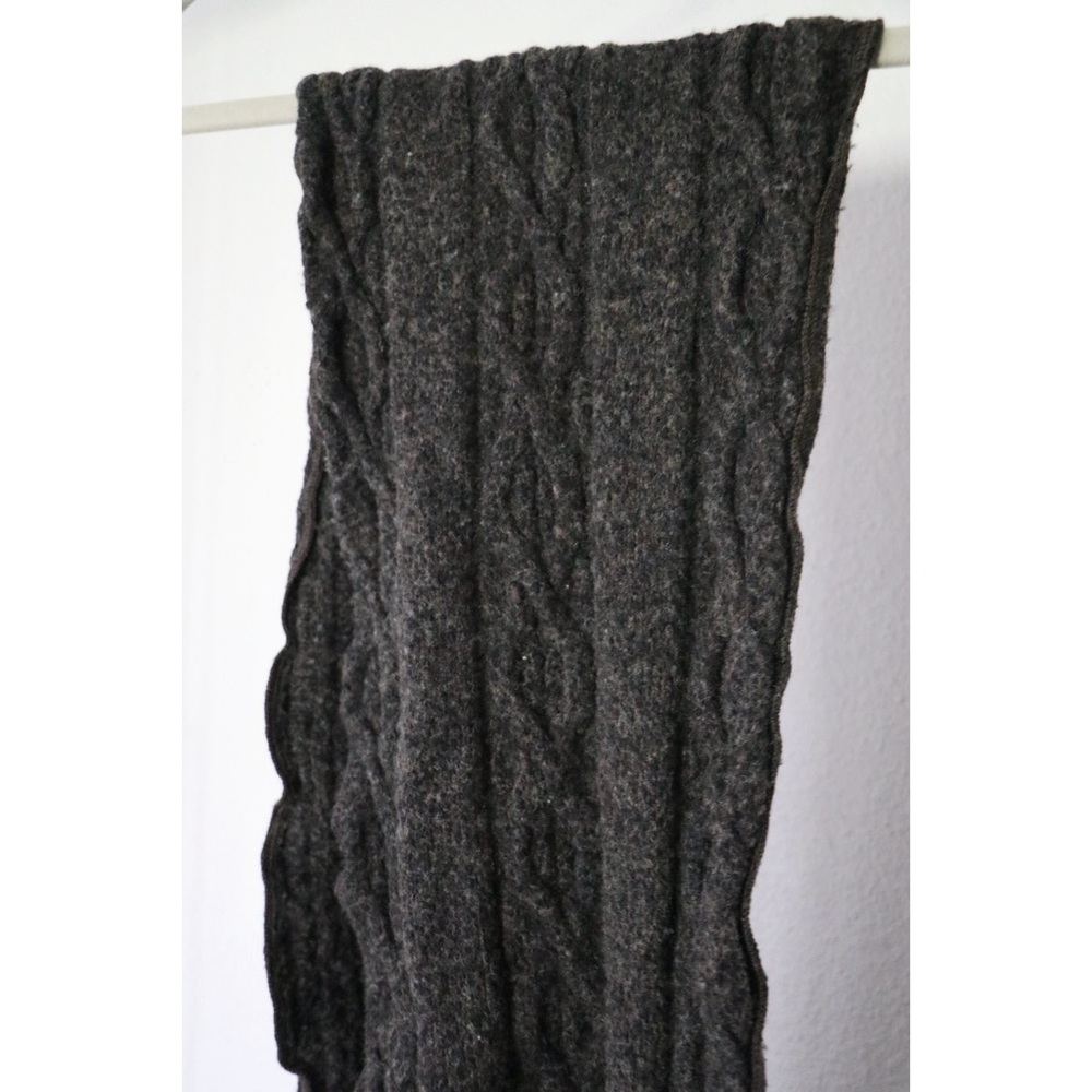 Men’s COACH cable scarf - Picture 5 of 6